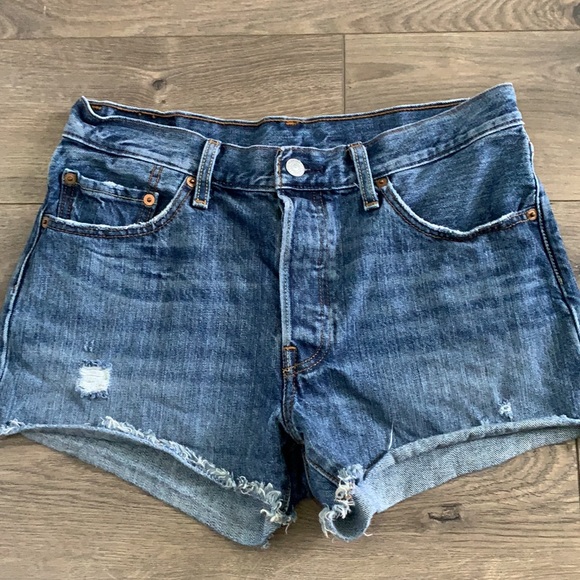 Levi’s Buttonfly Jean shorts 28 - Picture 2 of 8